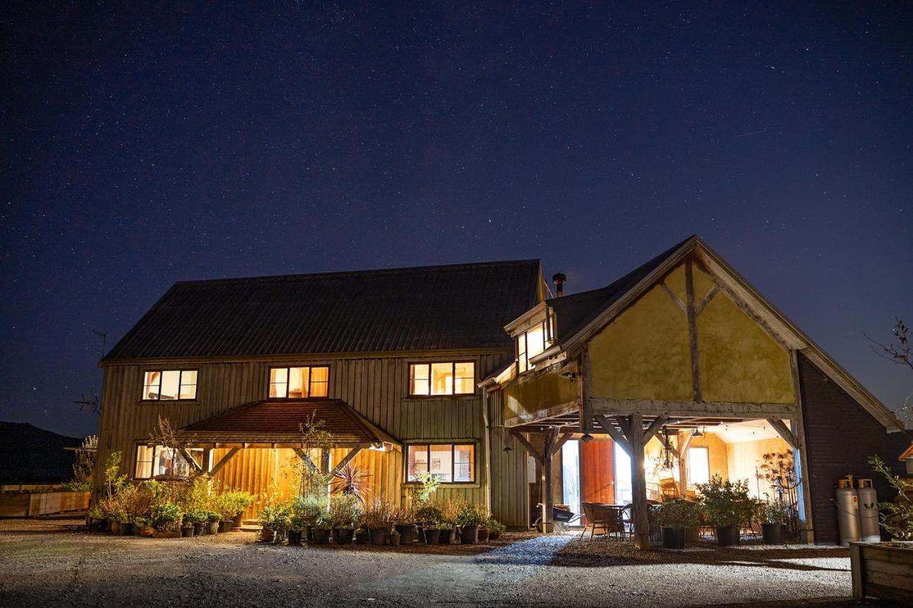 マタマタ Housewithnonails Bed & Breakfast エクステリア 写真